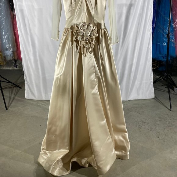 Precious Formals - Dress - Picture 4 of 10